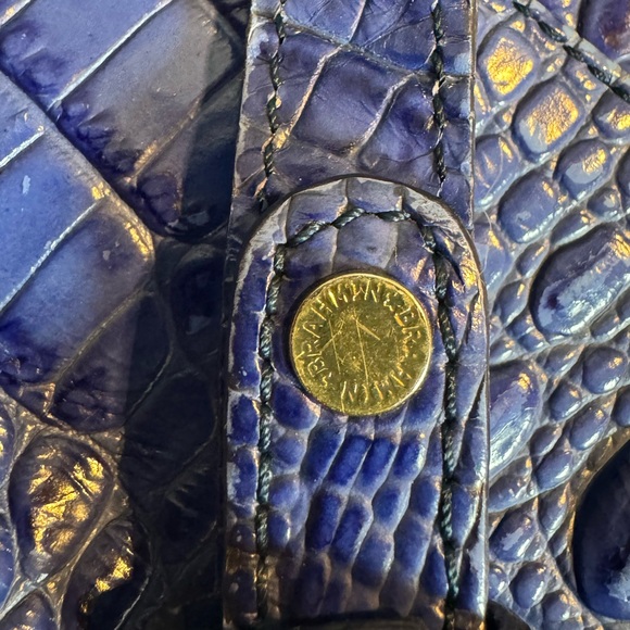 Brahmin Jody Melbourne Blue Croc Embossed Crossbody Bag-EUC - Picture 11 of 12